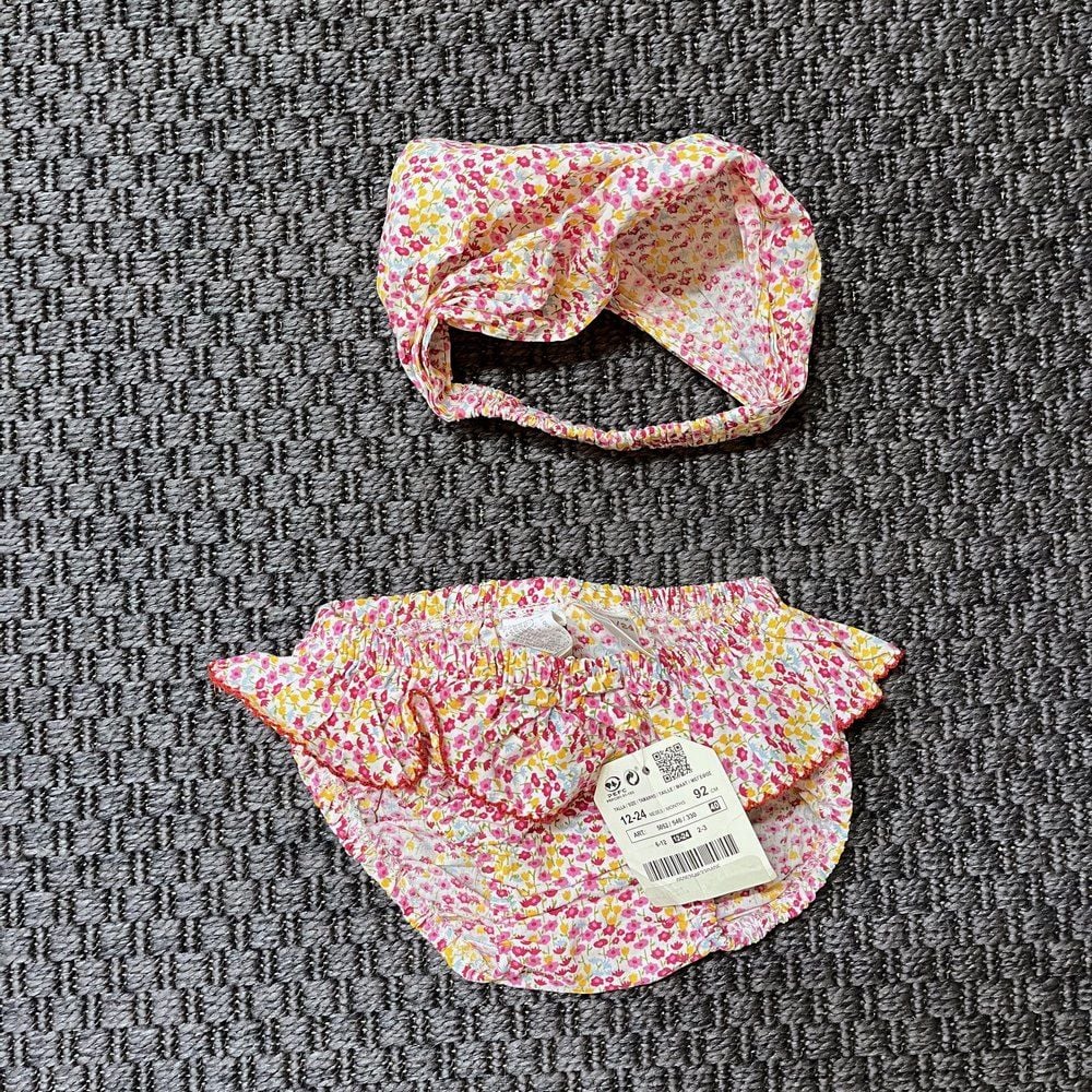 Zara Çiçekli Bikini Mayo Bandana Takımı Etiketli 12-24 ay