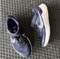Nike Lacivert Spor Ayakkabılar 31 numara