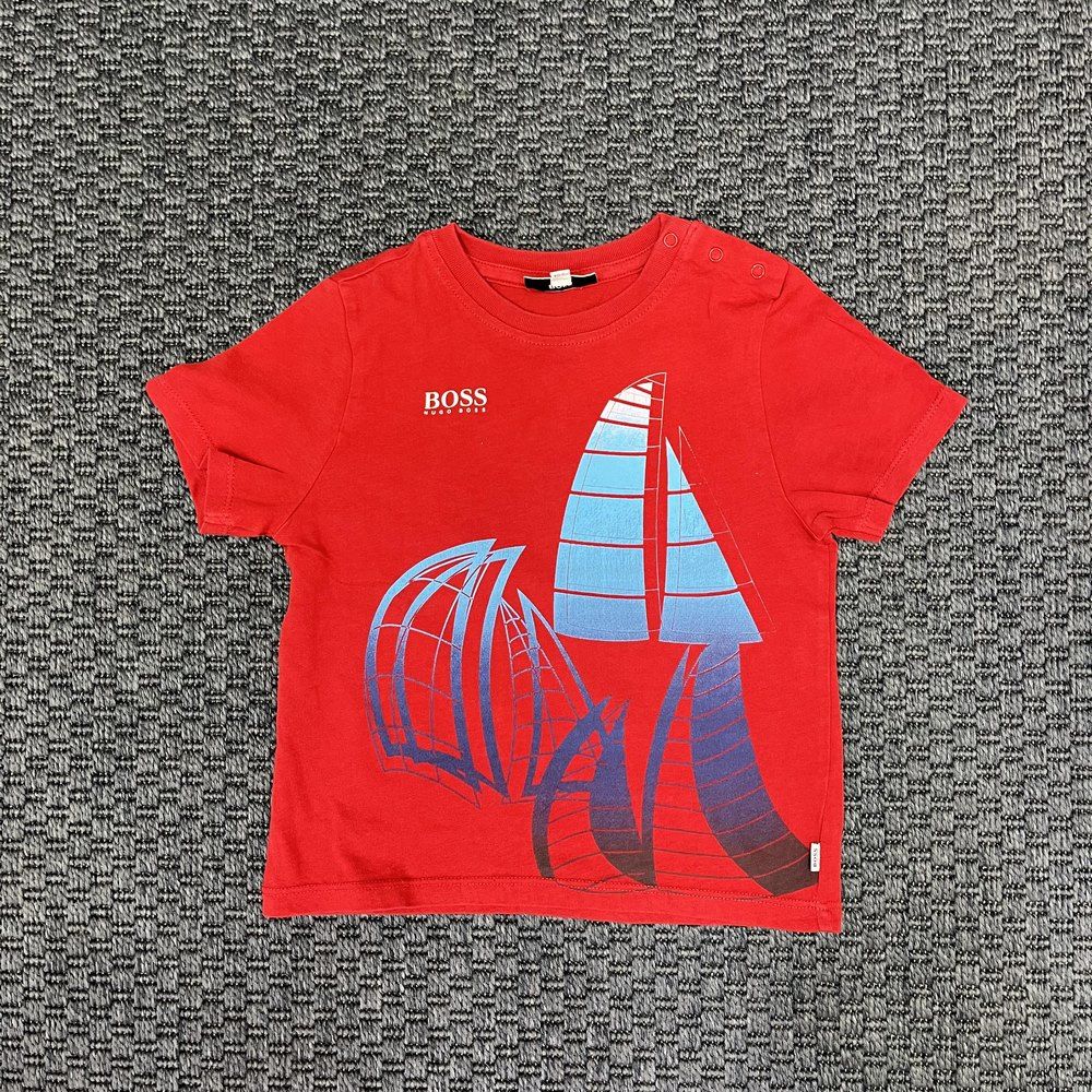 Hugo Boss Kırmızı Mavi Yelkenli Tshirt 3 yaş