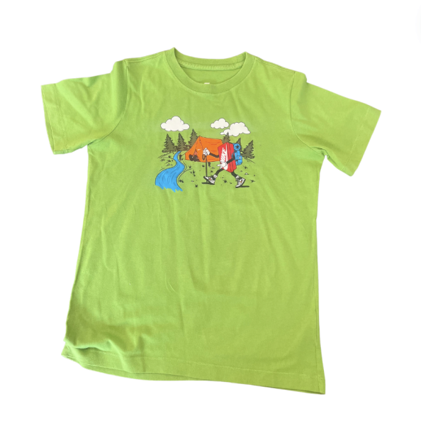 Nike yeşil tshirt M beden 10 12 yaş