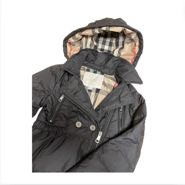 Burberry Siyah Puffer Palto 7 yaş