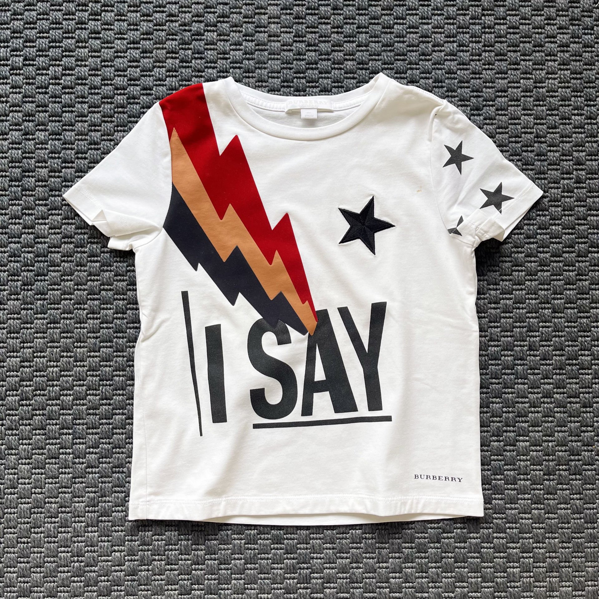 Burberry Beyaz Tshirt 4 yaş
