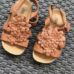 Zara Çiçekli Taba Sandalet 18 Numara