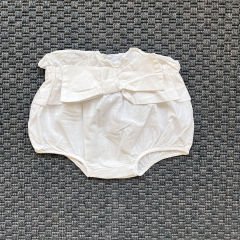 Jacadi Beyaz Fiyonklu Keten Şort 18 ay