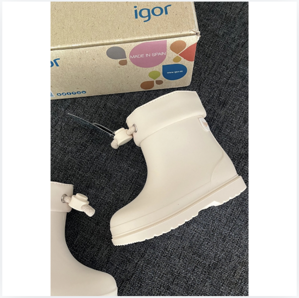 Igor Etiketli Beyaz yağmur botları 23 numara