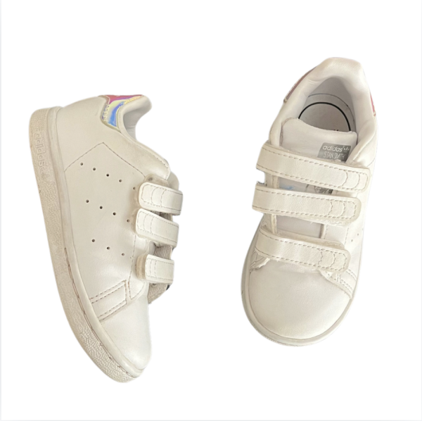 Adidas StanSmith Hologramlı ayakkabılar 24 numara