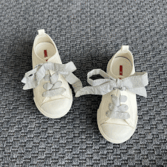 Prada Kurdeleli Beyaz Sneaker 27 numara