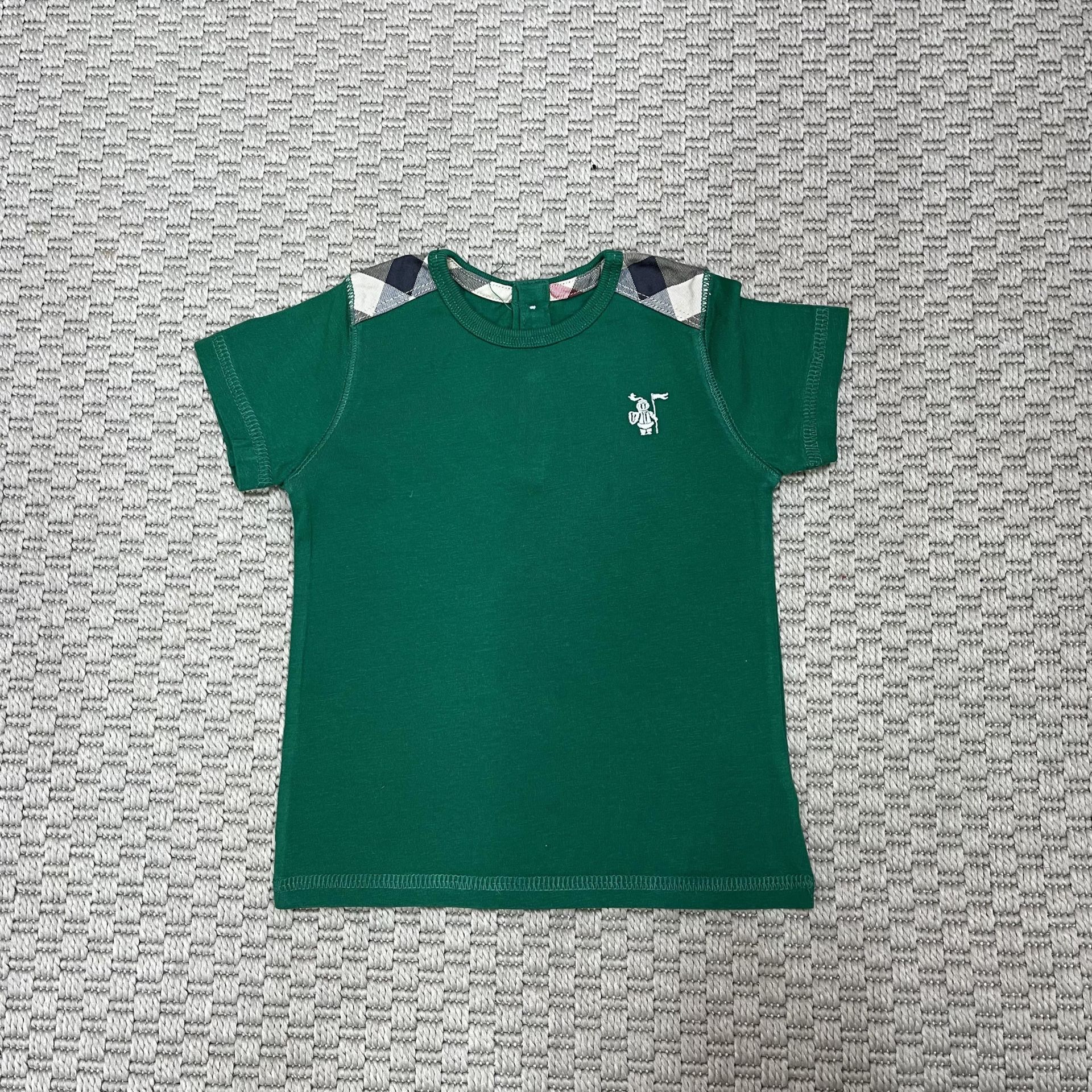 Burberry Yeşil Tshirt 12  ay