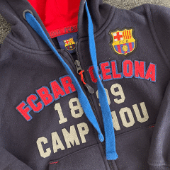 Barcelona FC Sweatshirt 8 yaş (küçük kalıp 6-7 yaş gibi düşünebilirsiniz)