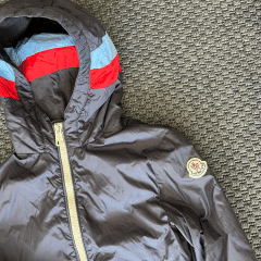 Moncler Lacivert Rüzgarlık 10 yaş