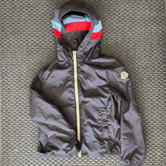 Moncler Lacivert Rüzgarlık 10 yaş