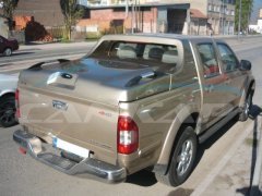 FB001 ISUZU D-MAX FULLBOX