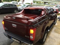 FB001 ISUZU D-MAX FULLBOX