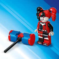 LEGO DC Batman  Harley Quinn’e Karşı 76220