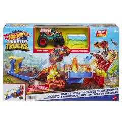 HOT WHEELS MONTER TRUCKS PATLAMA İSTASYONU OYUN SETİ HFB12