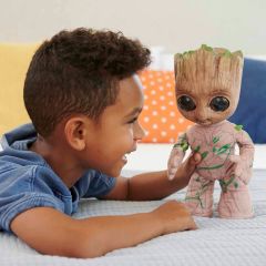 Marvel I Am Groot Groovin Groot Sesli ve Hareketli Peluş HJM23