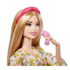 Barbie Wellness Barbienin Spa Günü Bebekleri HKT90