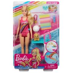 Barbie Bebek Seyahatte Yüzücü Oyun Seti GHK23