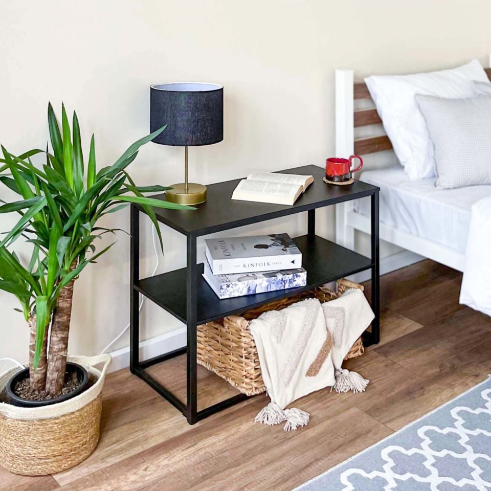 Stark 72 Komodin Siyah