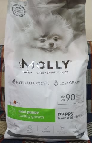 Molly Hypoallergenic Kuzu Etli Küçük Irk Yavru Köpek Kuru Maması 8 kg (stt:12/2025)