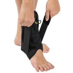 WINGMED Bağcıklı Destekli Ayak Bileklik (W 650)