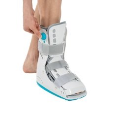 WINGMED Havalı Yürüme Botu Kısa (W 651-KISA)