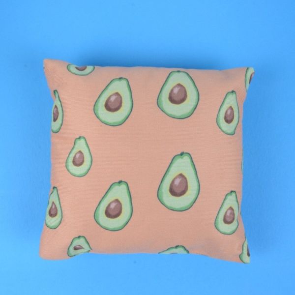 Pembe Avokado Yastık