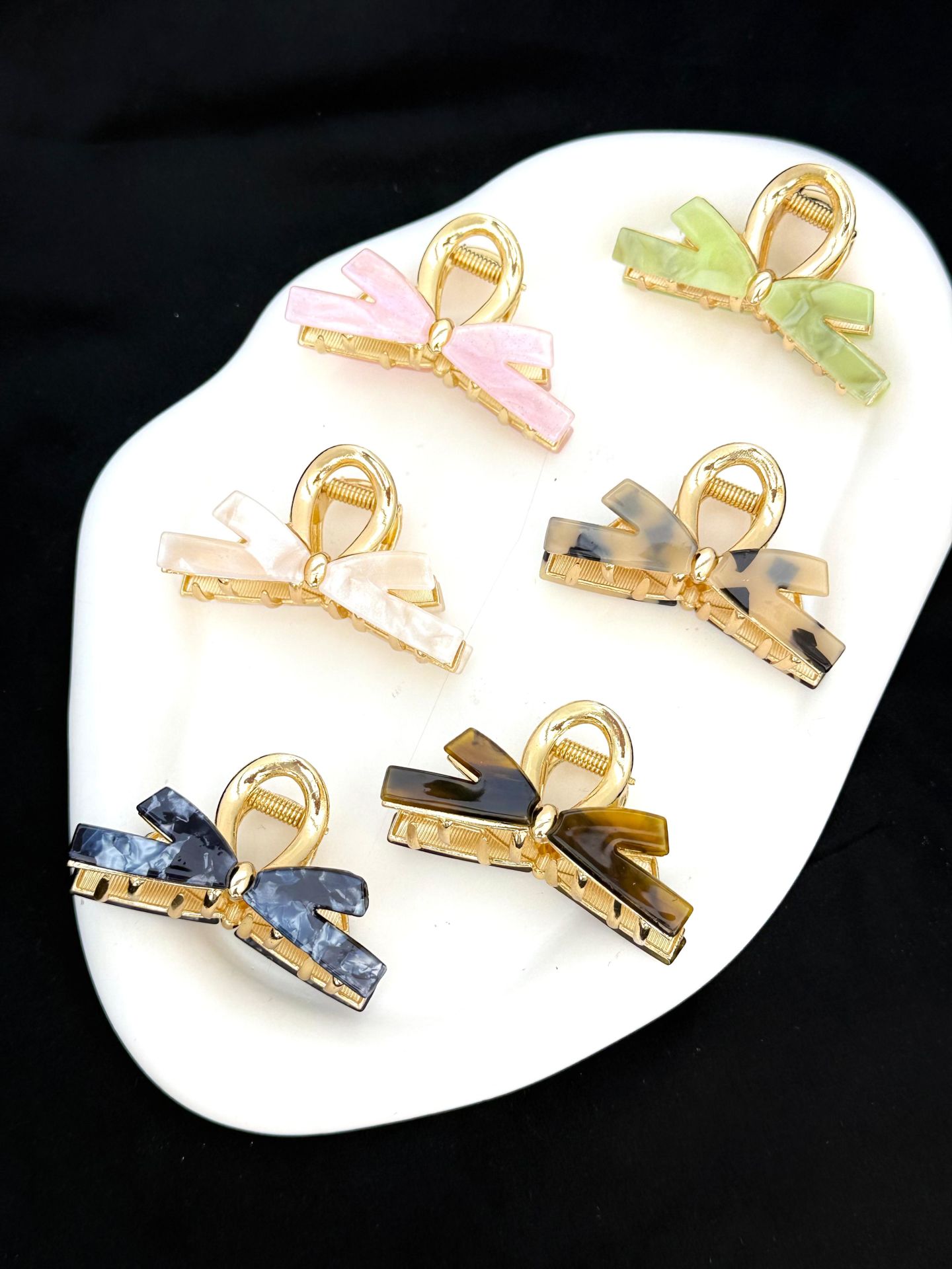 Fiyonk Desen Sedef Metal Mandal Toka
