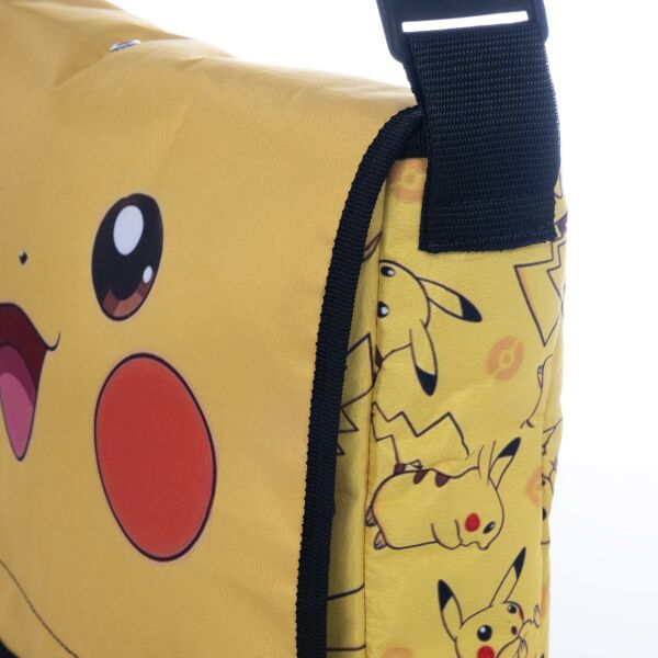 Pikachu Baskılı Postacı Çantası