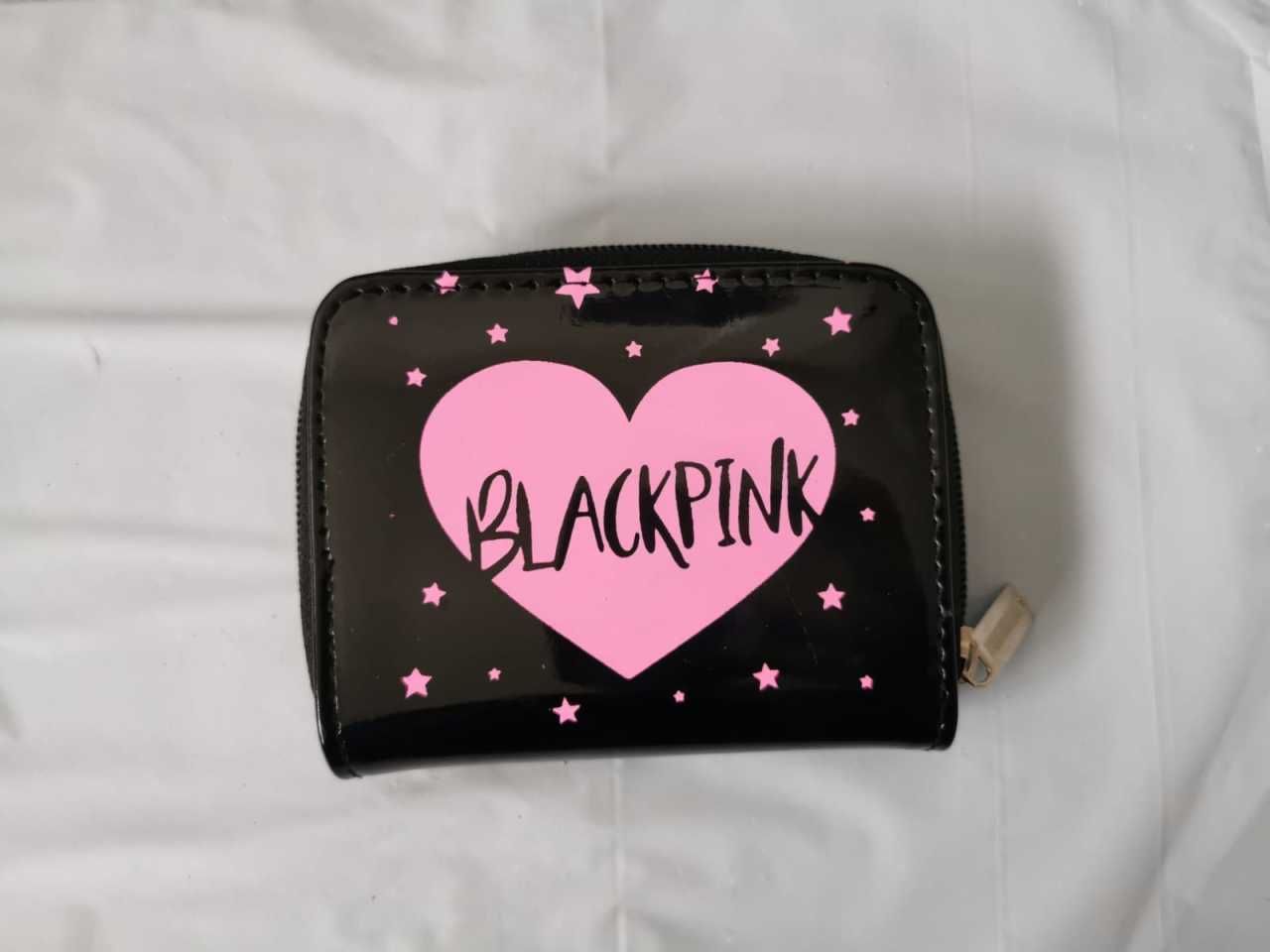Kalpli Siyah  Black Pink Baskılı Hologram Cüzdan