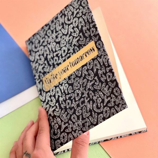 Write Your Tomorrow Tasarımlı Lastikli Defter