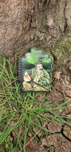 Ahmet Kaya Tasarımlı Şekilli Defter