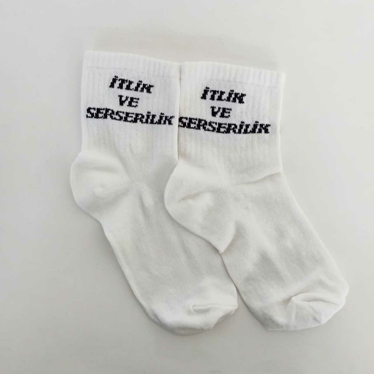İtlik ve Serserilik Beyaz Çorap