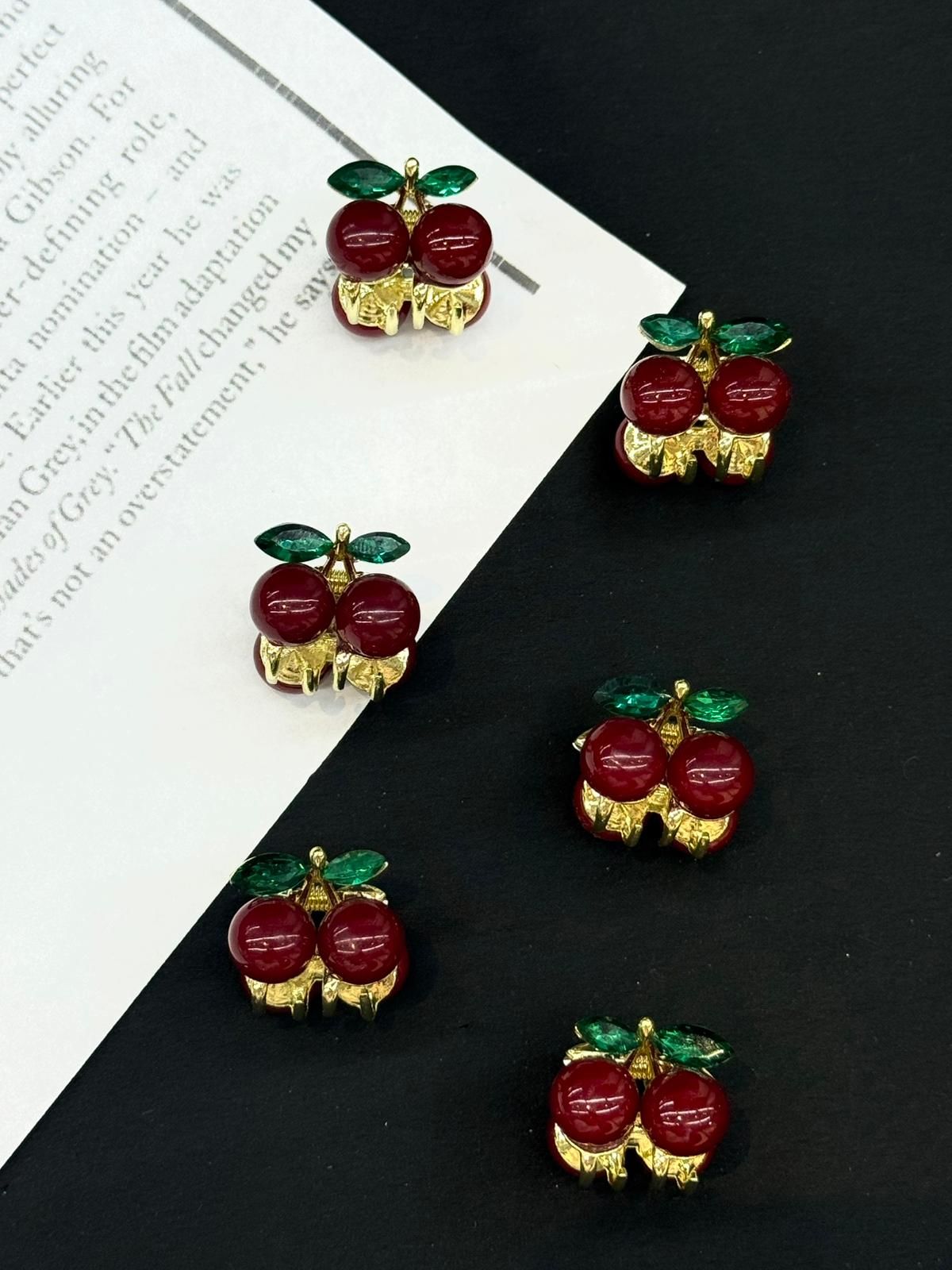 Mini Kiraz Desenli Taşlı Mandal Toka 12 Adet