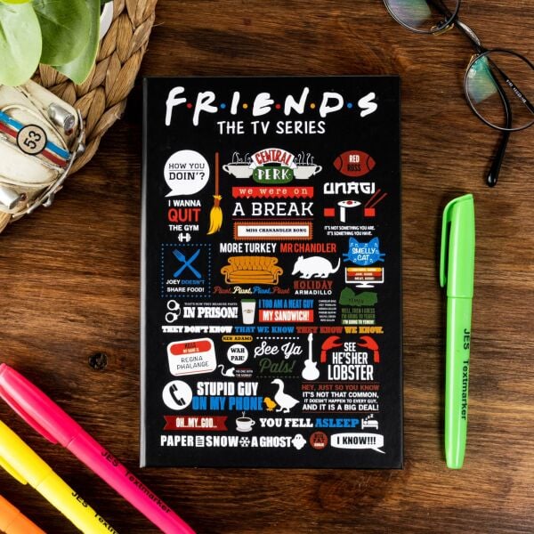 Friends Tasarımlı Lastikli Defter