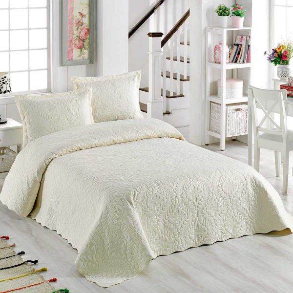 Çift Kişilik Microfiber Yatak Örtüsü Takımı Krem