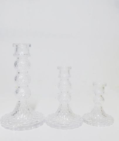 15 cm Rölyef Kabartmalı Kristal Cam Şamdan Mumluk ve Mum Seti