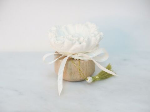 MİSSİ WEDDING WHITE JASMINE KOKULU AHŞAP KAİDELİ ŞAKAYIK TAŞ HEDİYE SETİ
