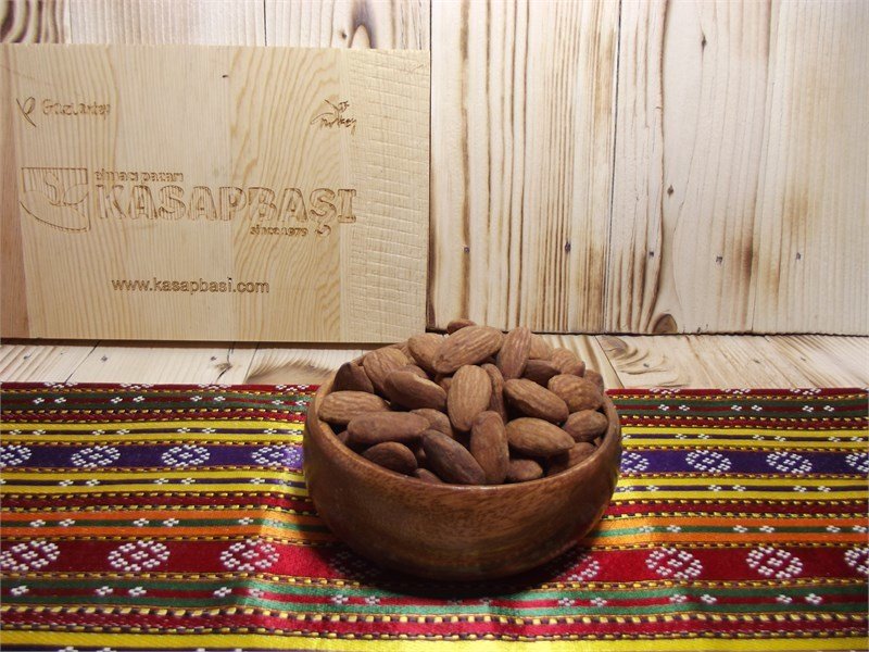 Badem YERLİ (Tuzlu) (500 Gr)