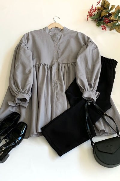 Gri Düğmeli Bağlamalı Robalı Tunik & Siyah Krep Boru Paça Pantolon Takım