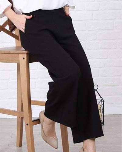 Reveal Your Elegance with Crepe Trousers!