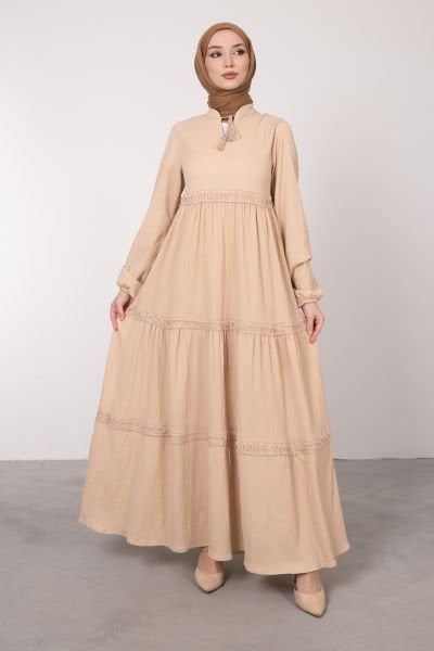 Şerit Güpür Detaylı Oversize Tesettür Elbise Vizon