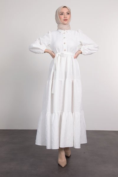 Çiçekli Dokulu Taşlı Düğmeli Tesettür Elbise Beyaz