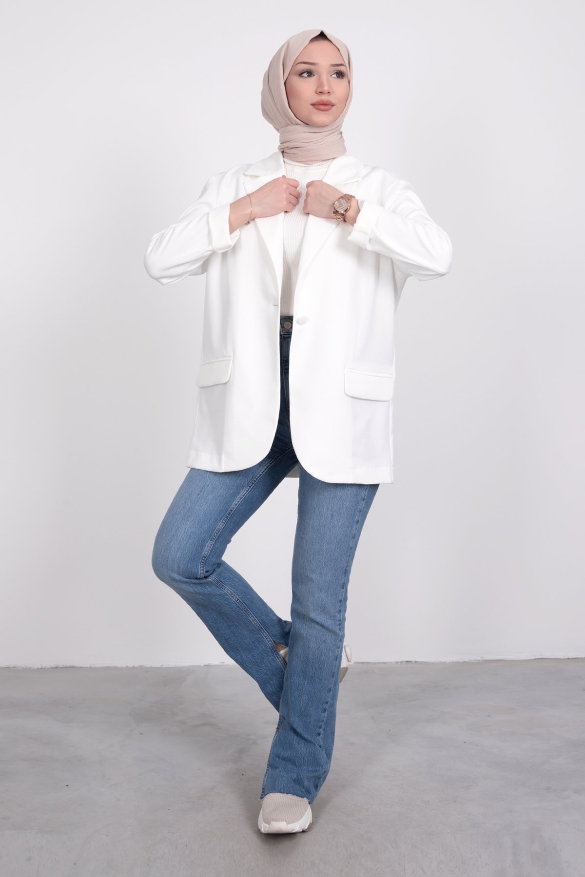 Blazer Cep Detaylı Tesettür Ceket Beyaz