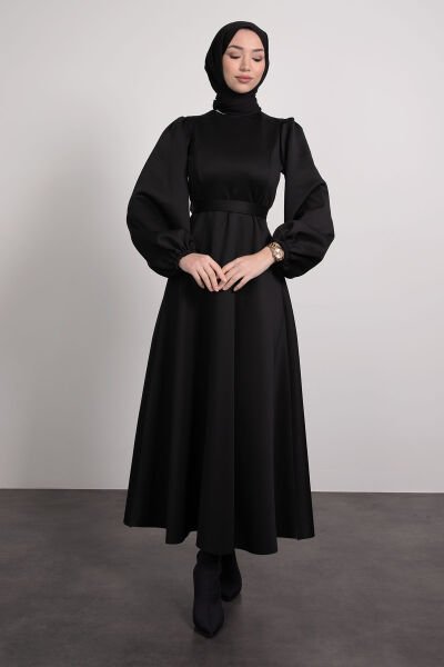 Pof Dalgıç Kumaş Kloş Tesettür Elbise Siyah
