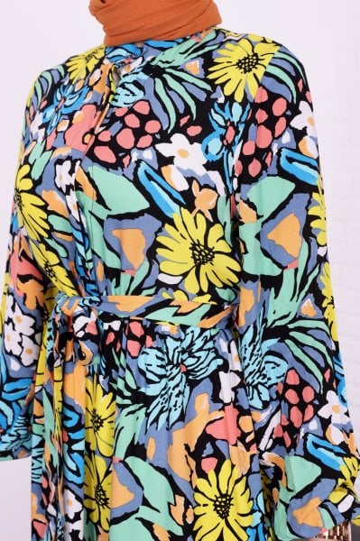 Çizgisel Çiçek Desenli Elbise Çok Renkli
