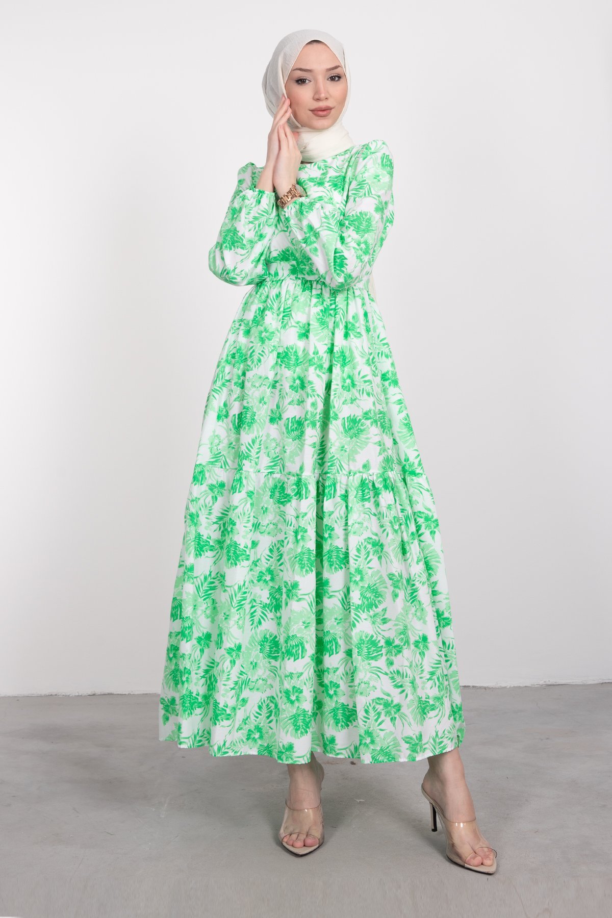 Sulu Boya Çiçekli Kat Dikişli Tesettür Elbise Yeşil