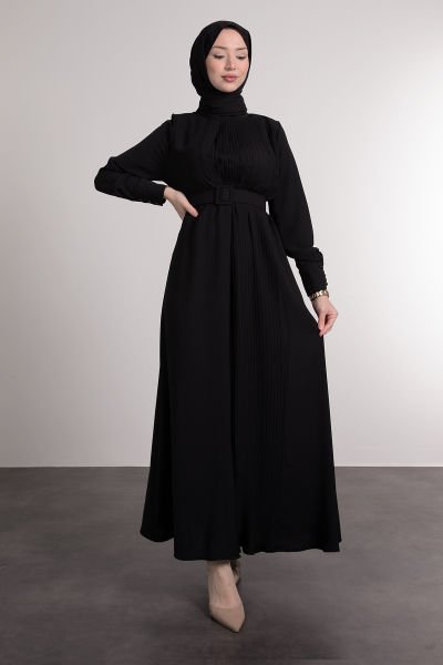 Önü Şeritli Mini Piliseli Tesettür Elbise Siyah