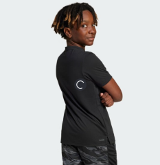 adidas Training Essentials Kamuflaj Baskılı Tişört JC8492