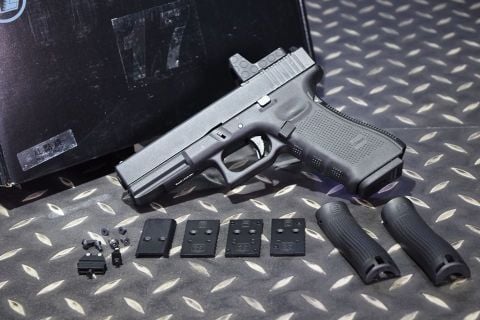 WE Airsoft G17B-GEN4 MOS Yarı Metal RED-DOT ve Yedek Kabza Sırtlı GBB Airsoft Tabanca